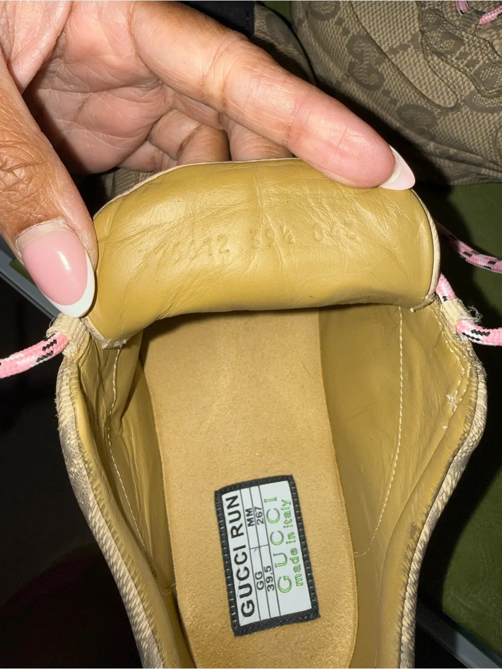 Gucci Ultralight sneakers